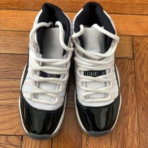 Jordan retro concord size 4.5